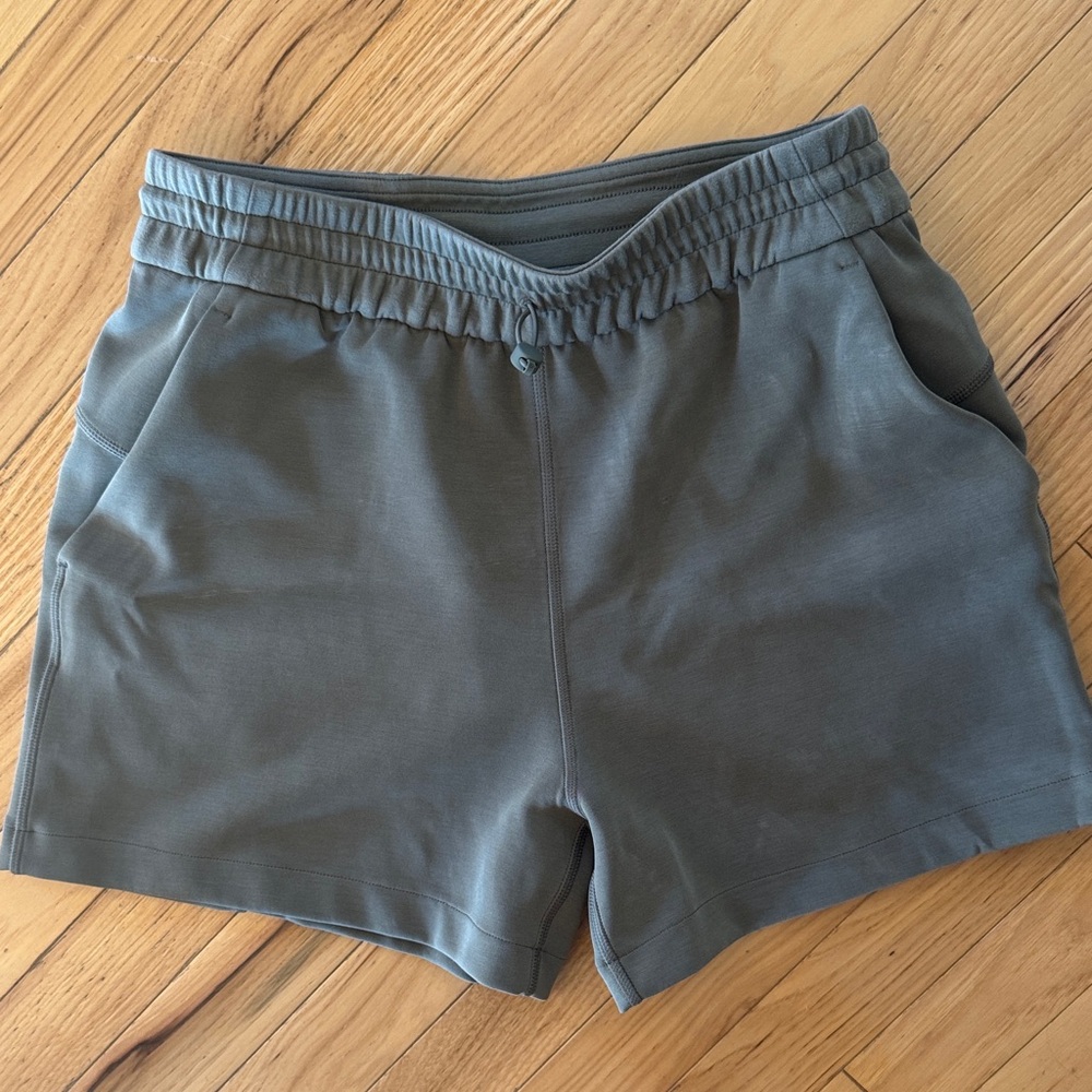 lululemon athletica Women's Softstreme Athletic Shorts